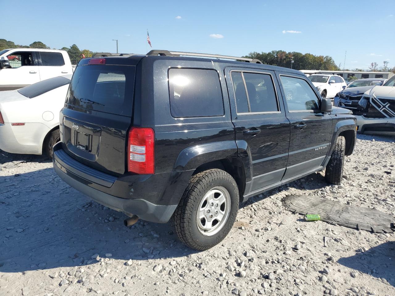 2016 Jeep Liberty (Patriot) VIN 1C4NJRBB5GD719219 Copart auction photo, side damage thumbnail 3