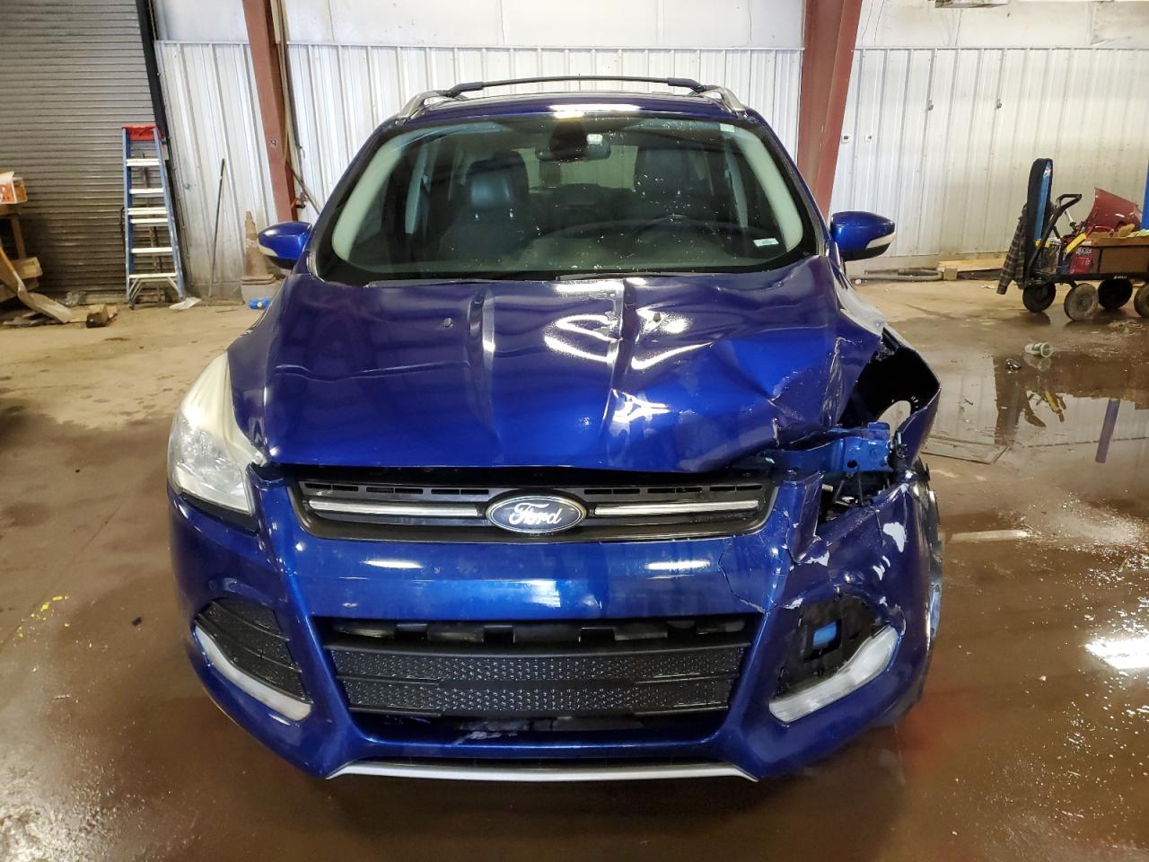 2015 Ford Escape VIN 1FMCU9J92FUB83658 Copart auction photo, front end / side damage thumbnail 5