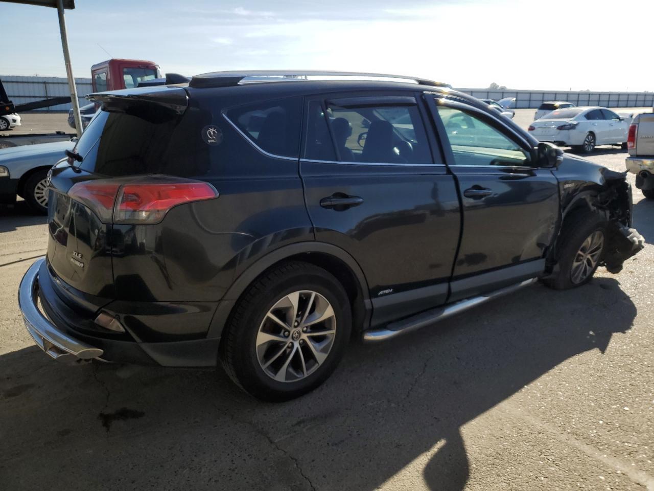 2016 Toyota RAV 4 VIN JTMRJREV5GD040607 Copart auction photo, undercarriage / front end damage thumbnail 3