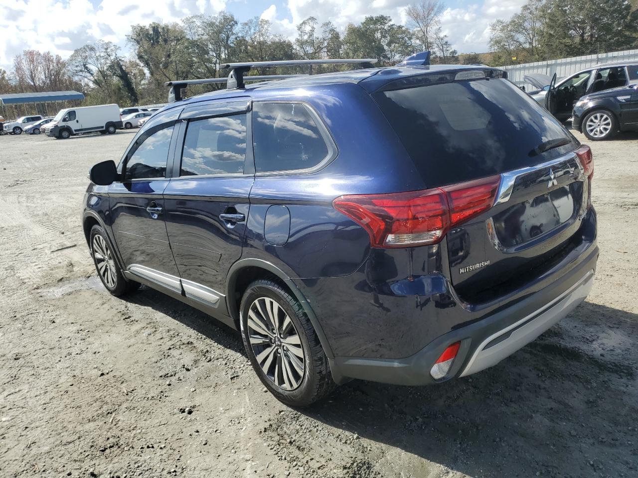 2019 Mitsubishi Outlander VIN JA4AD3A30KZ055625 Copart auction photo, front end damage thumbnail 2