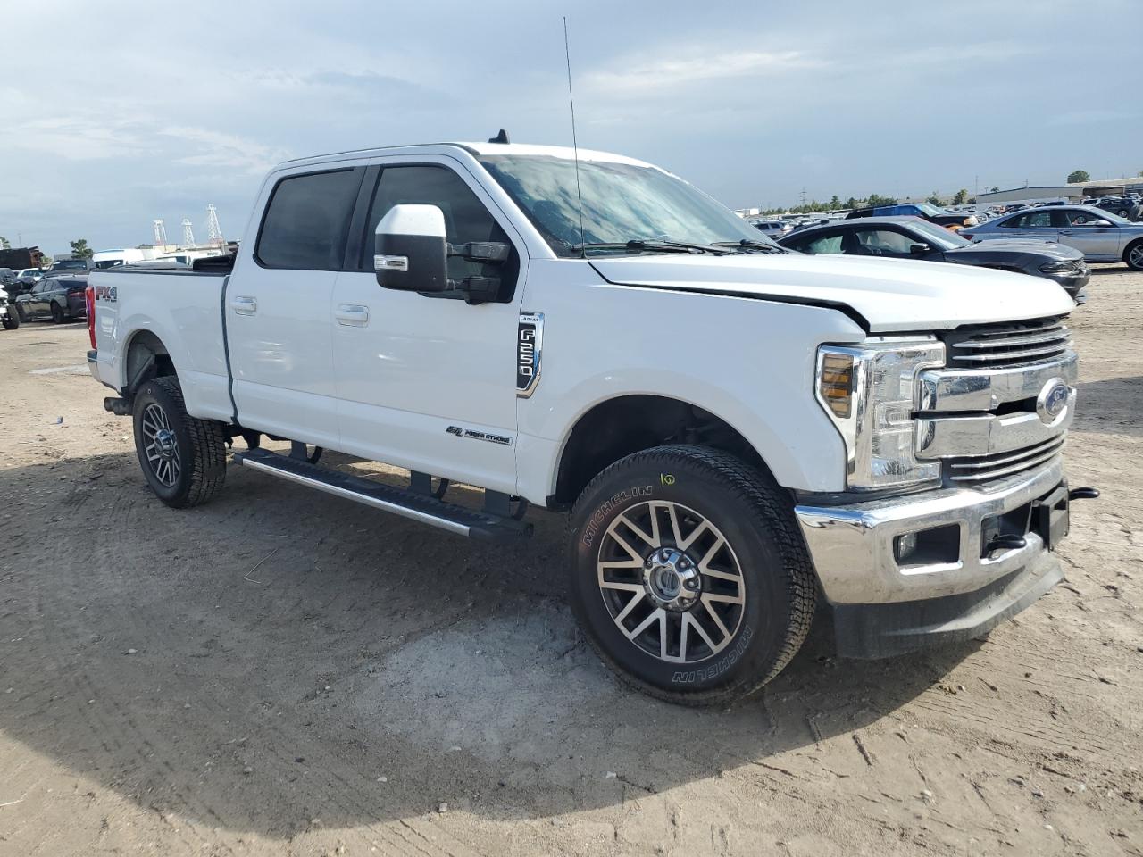 2019 Ford F250 VIN 1FT7W2BT2KEG70171 Copart auction photo, front end damage thumbnail 4