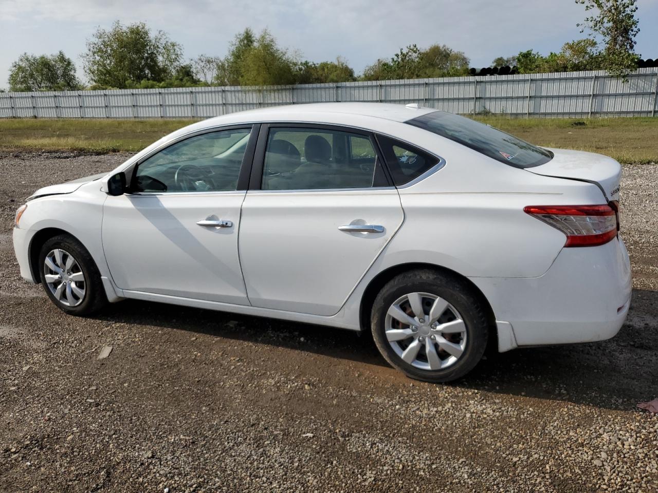 2015 Nissan Sentra VIN 3N1AB7AP9FY316310 Copart auction photo, front end / rear end damage thumbnail 2