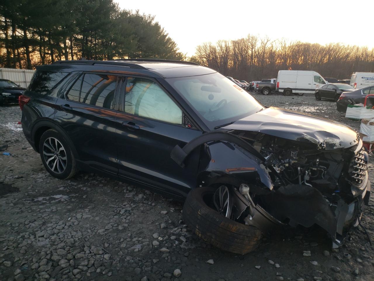 2022 Ford Explorer VIN 1FMSK8KH9NGB05344 Copart auction photo, front end damage thumbnail 4