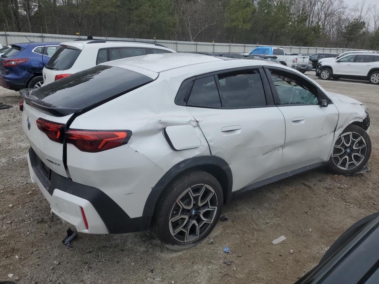 2025 BMW X2 VIN WBX63GM0XS5085930 Copart auction photo, all over / top/roof damage thumbnail 3