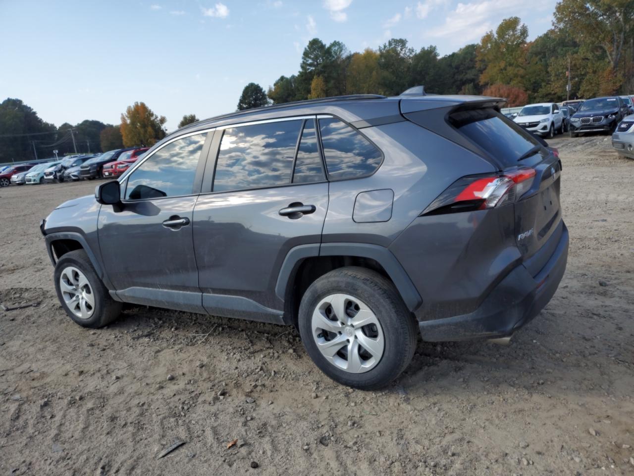 2020 Toyota RAV 4 VIN 2T3H1RFV2LW087861 Copart auction photo, front end damage thumbnail 2