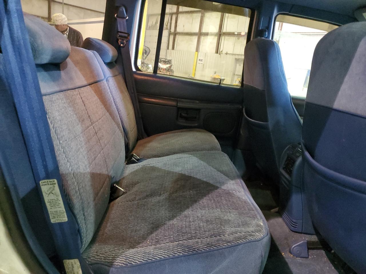 1995 Ford Explorer VIN 1FMDU34X8SUA46374 Copart auction photo, front end damage thumbnail 11