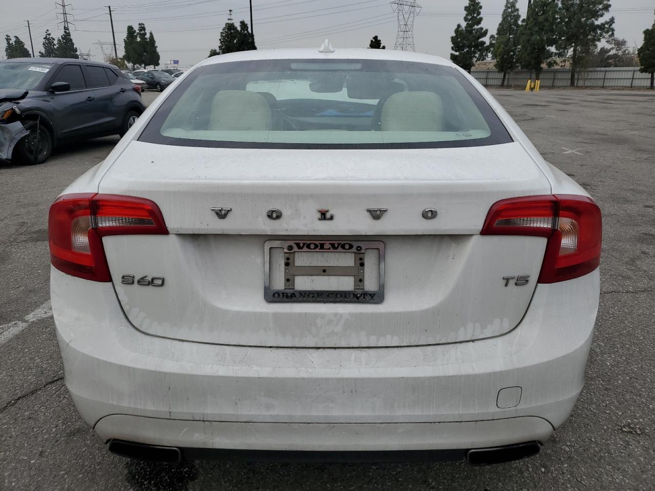 2016 Volvo S60 VIN YV126MFK3G2393055 Copart auction photo, front end damage thumbnail 6
