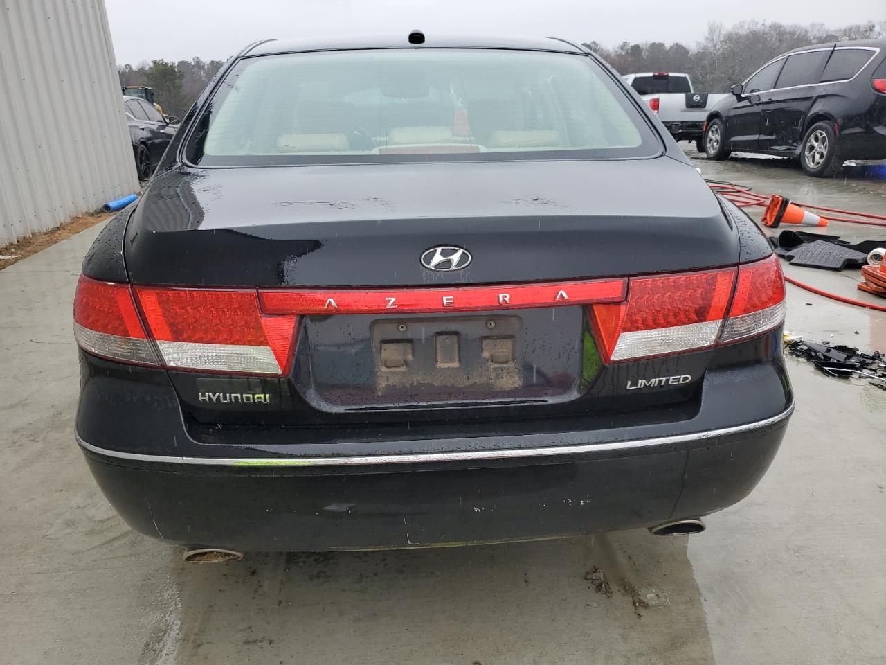 2007 Hyundai Azera VIN KMHFC46F17A231820 Copart auction photo, rear end / side damage thumbnail 6
