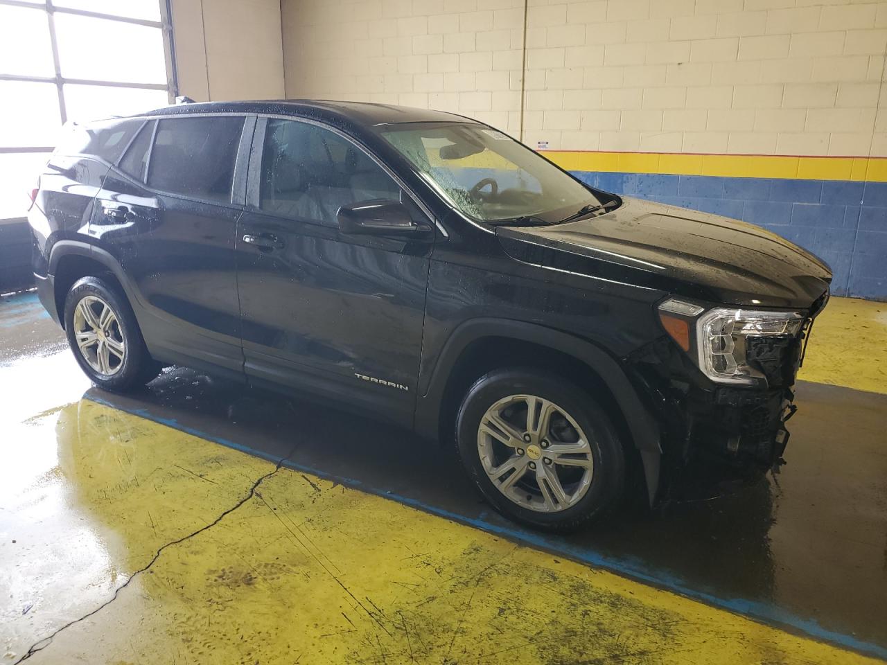 2022 GMC Terrain VIN 3GKALTEV9NL172916 Copart auction photo, front end / minor dent/scratches damage thumbnail 4