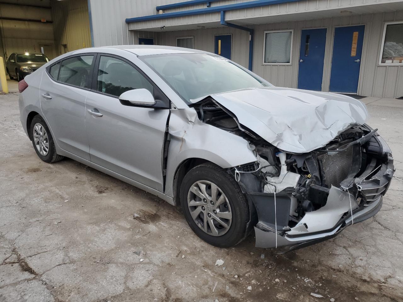 2020 Hyundai Elantra VIN KMHD74LF2LU063341 Copart auction photo, front end / side damage thumbnail 4