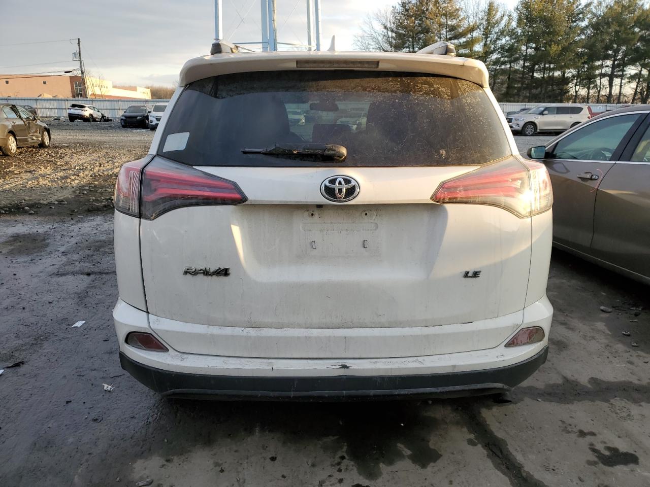2017 Toyota RAV 4 VIN JTMZFREVXHJ105049 Copart auction photo, front end / minor dent/scratches damage thumbnail 6