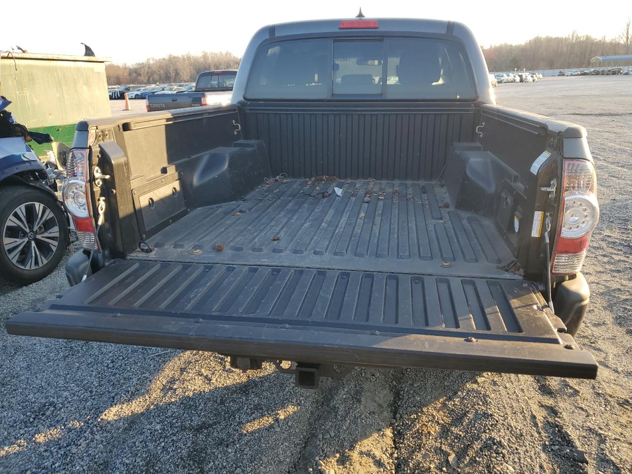 2015 Toyota Tacoma VIN 3TMLU4EN2FM178348 Copart auction photo, front end damage thumbnail 6