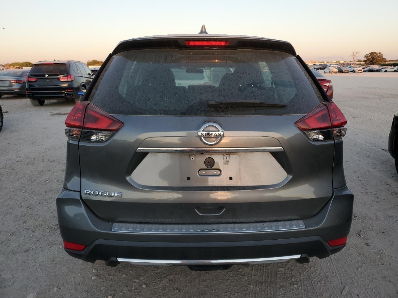 2018 Nissan Rogue VIN 5N1AT2MT8JC732335 Copart auction photo, front end / undercarriage damage thumbnail 6
