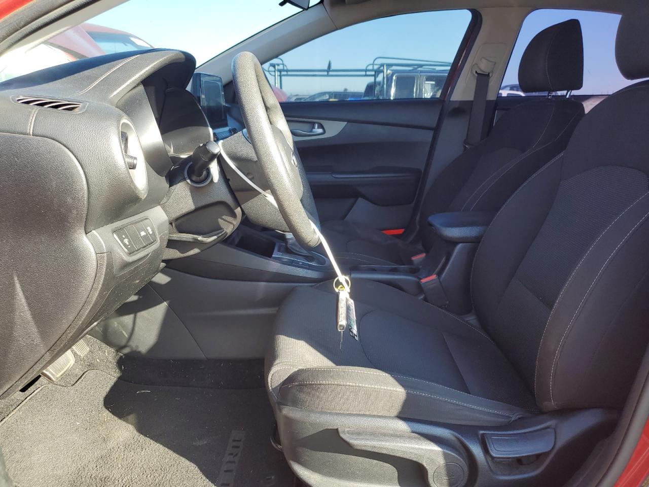 2019 KIA Forte VIN 3KPF24AD0KE067091 Copart auction photo, rear end / minor dent/scratches damage thumbnail 7