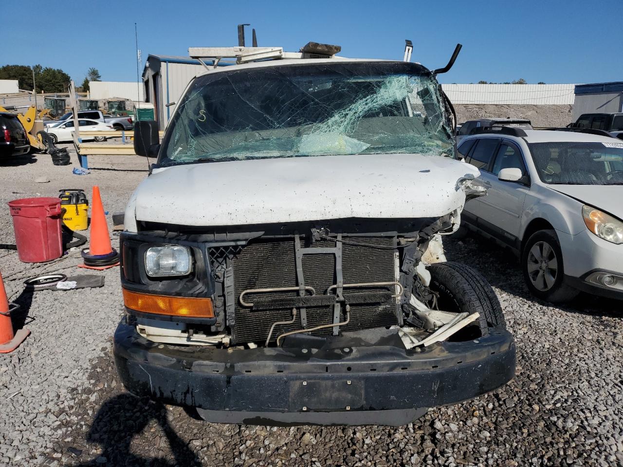 2011 Chevrolet Express VIN 1GCWGFCA3B1164319 Copart auction photo, front end / side damage thumbnail 5