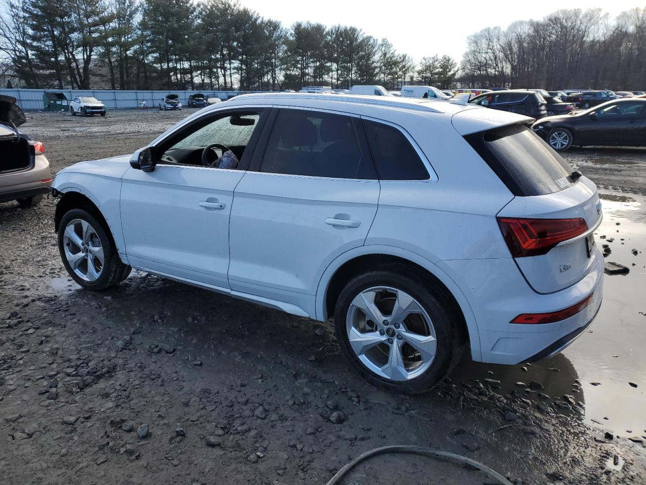 2021 Audi Q5 VIN WA1BAAFY2M2111971 Copart auction photo, front end damage thumbnail 2