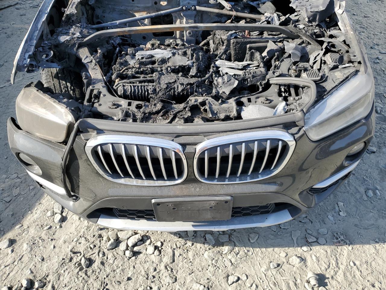 2017 BMW X1 VIN WBXHT3C37H5F79445 Copart auction photo, burn damage thumbnail 13