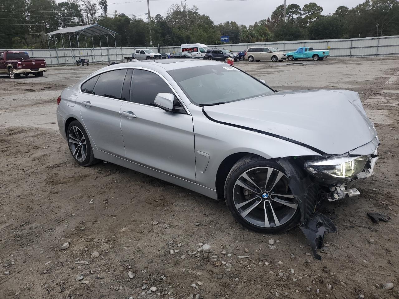 2020 BMW 4er VIN WBA4J1C04LBU68304 Copart auction photo, front end damage thumbnail 4