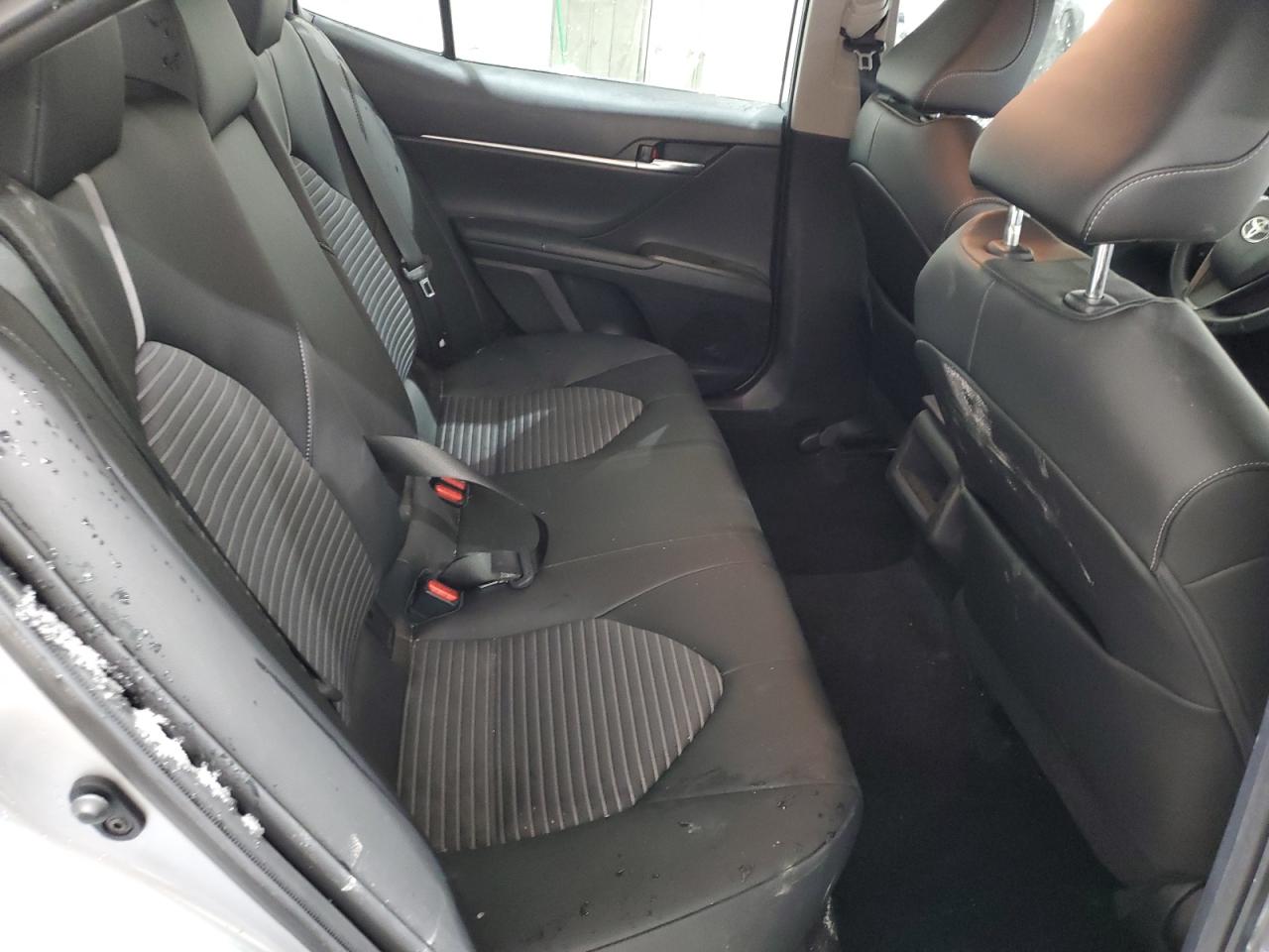 2022 Toyota Camry VIN 4T1G11AK7NU686910 Copart auction photo, rear end damage thumbnail 10