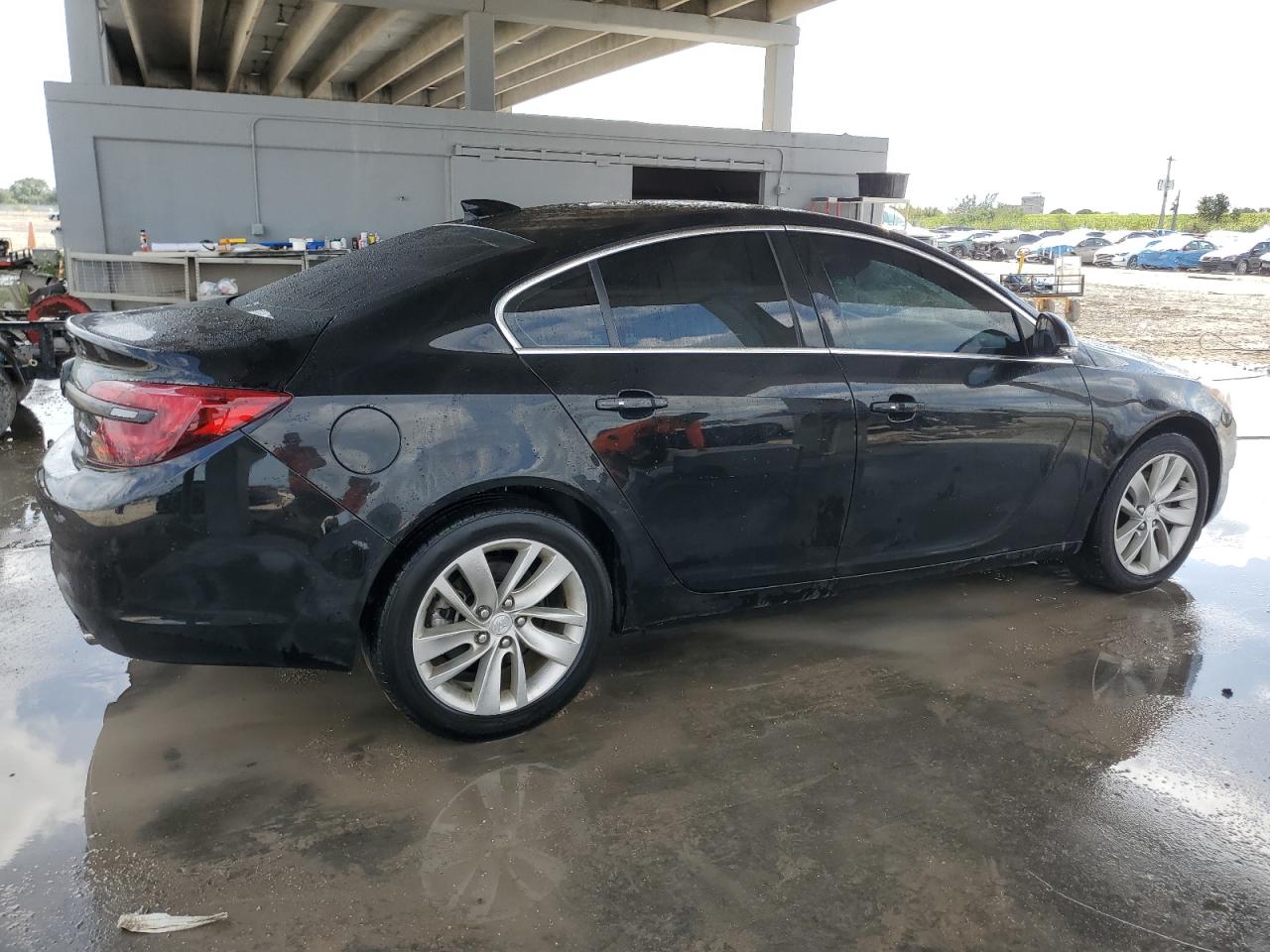 2016 Buick Regal VIN 2G4GS5GX8G9207529 Copart auction photo, water/flood / minor dent/scratches damage thumbnail 3