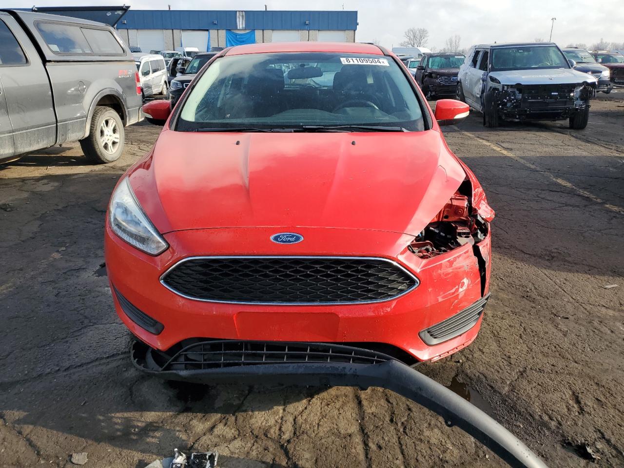 2017 Ford Focus VIN 1FADP3K23HL255691 Copart auction photo, front end damage thumbnail 5