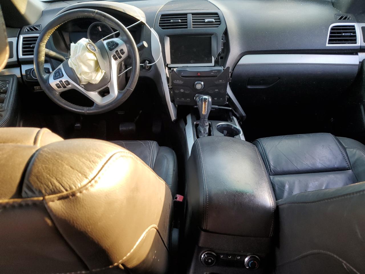 2015 Ford Explorer VIN 1FM5K7D83FGA01468 Copart auction photo, all over damage thumbnail 8