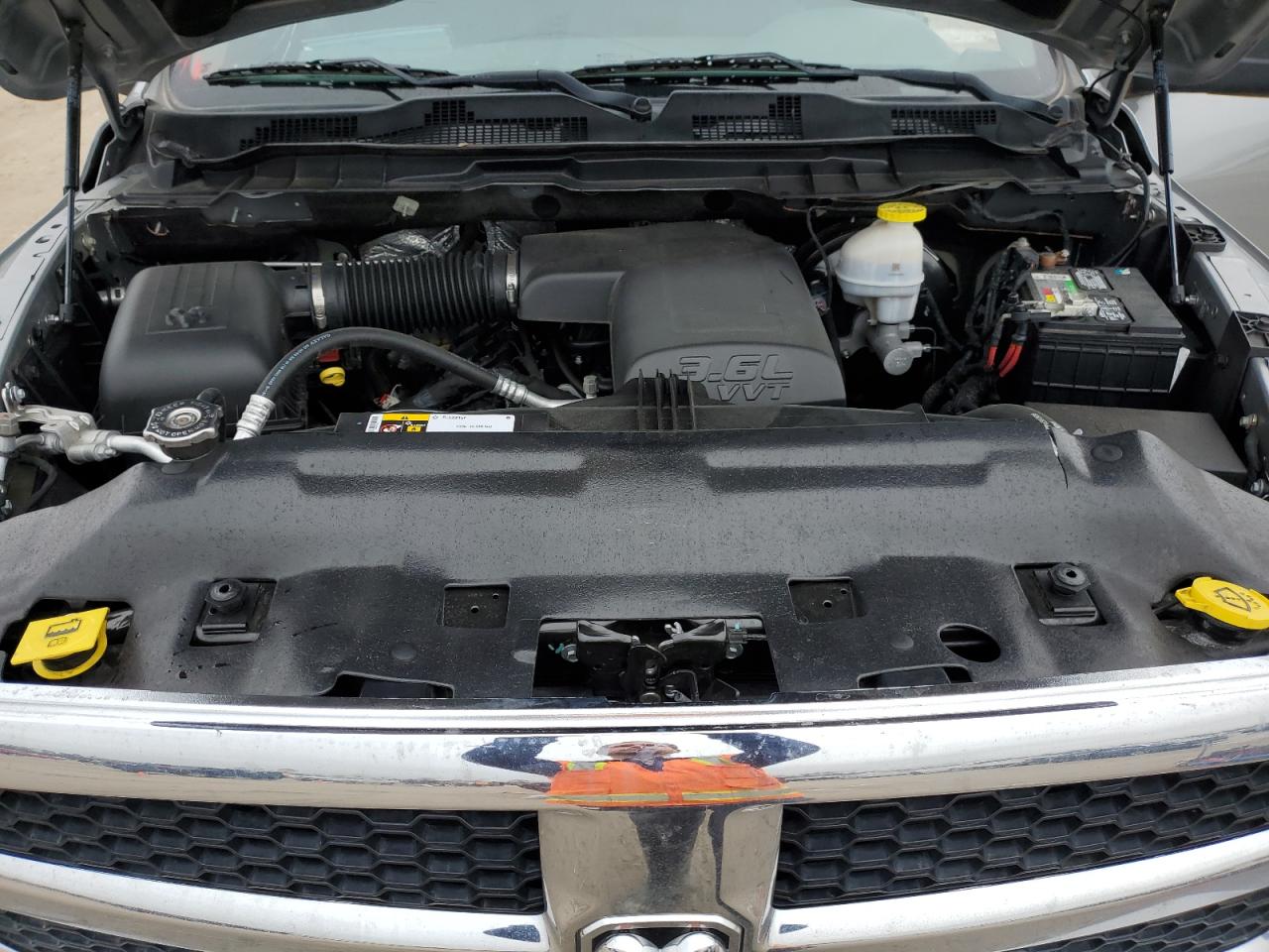 2020 RAM 1500 VIN 3C6RR7KG1LG152957 Copart auction photo, front end / side damage thumbnail 11