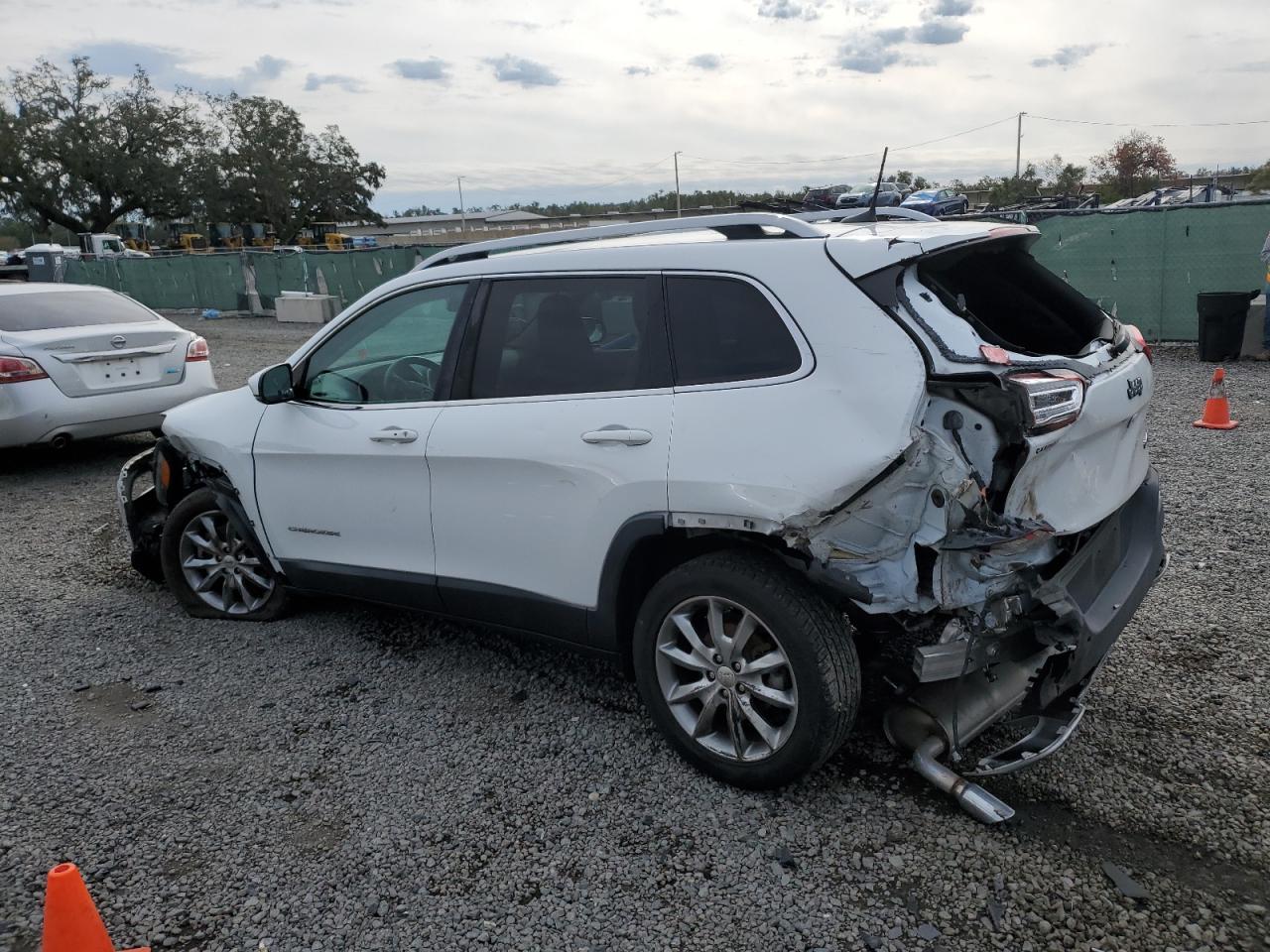2018 Jeep Grand Cherokee VIN 1C4PJLDB3JD622868 Copart auction photo, rear end / front end damage thumbnail 2