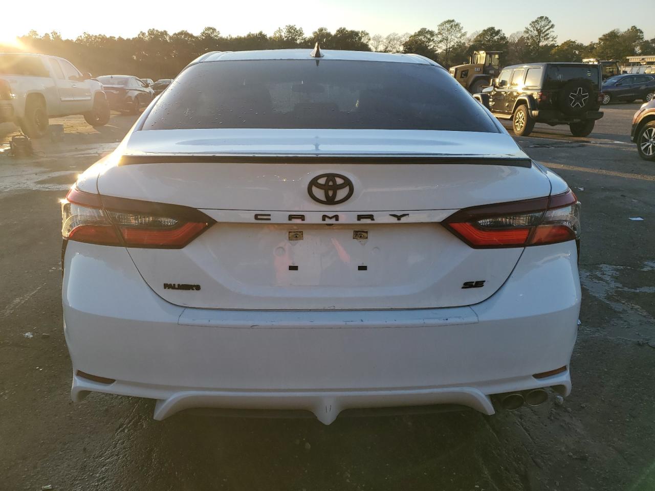 2021 Toyota Camry VIN 4T1G11AKXMU445888 Copart auction photo, front end damage thumbnail 6