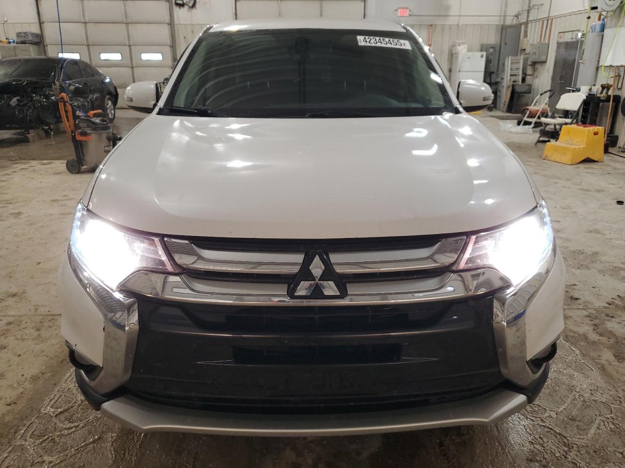 2017 Mitsubishi Outlander VIN JA4AZ3A34HZ045190 Copart auction photo, side damage thumbnail 5