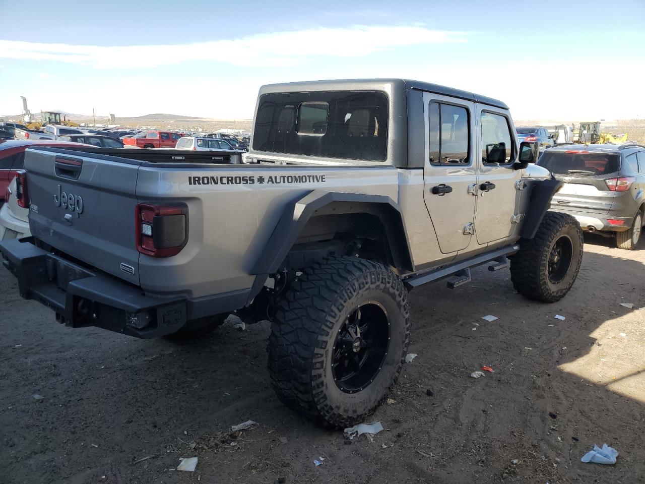 2020 Jeep Gladiator VIN 1C6HJTFG3LL103672 Copart auction photo, front end / undercarriage damage thumbnail 3