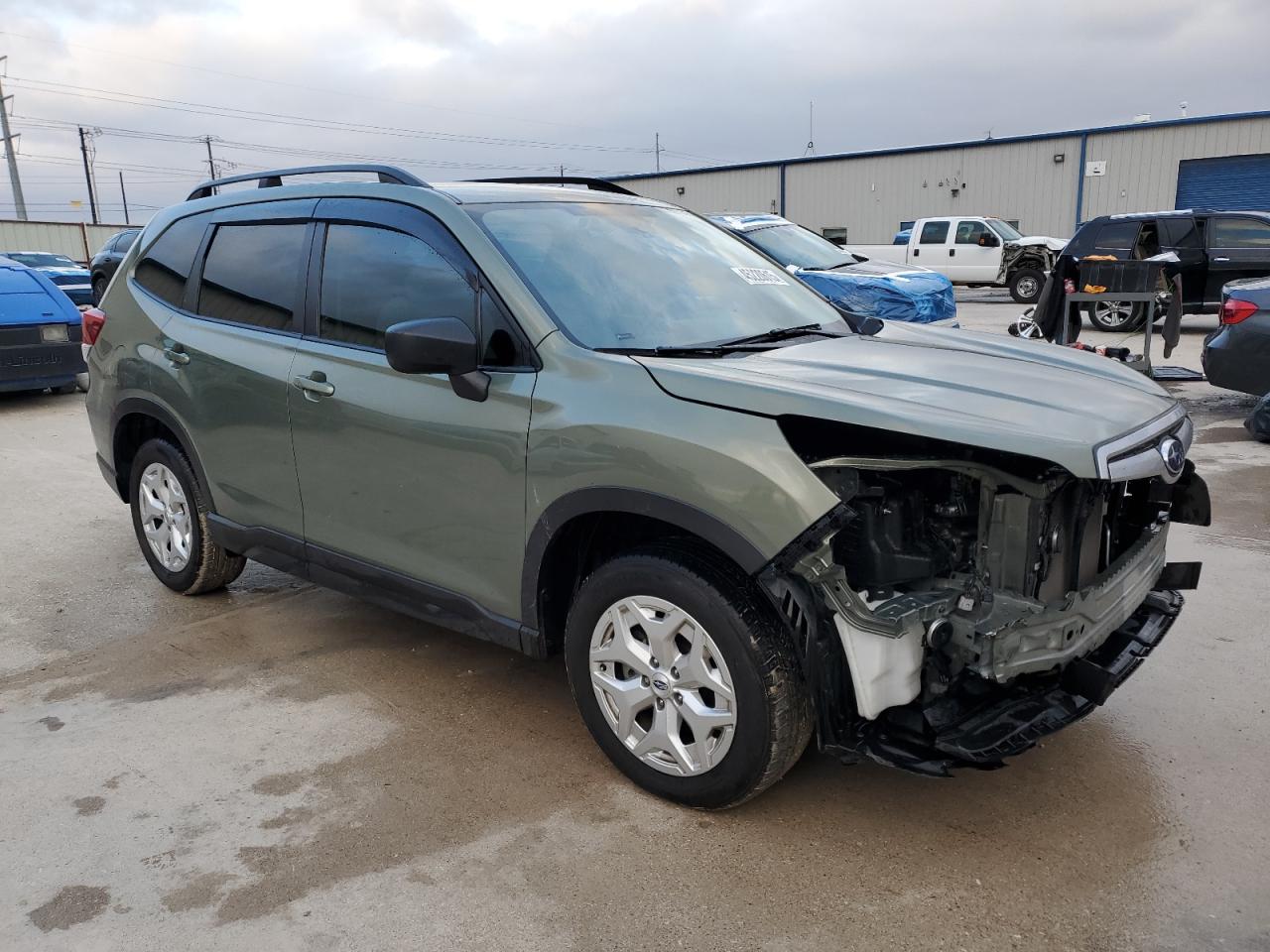 2020 Subaru Forester VIN JF2SKADC3LH573821 Copart auction photo, front end / minor dent/scratches damage thumbnail 4