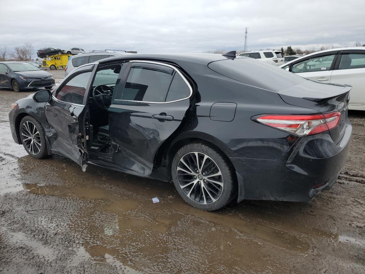 2019 Toyota Camry VIN 4T1B21HK3KU010933 Copart auction photo, side / front end damage thumbnail 2