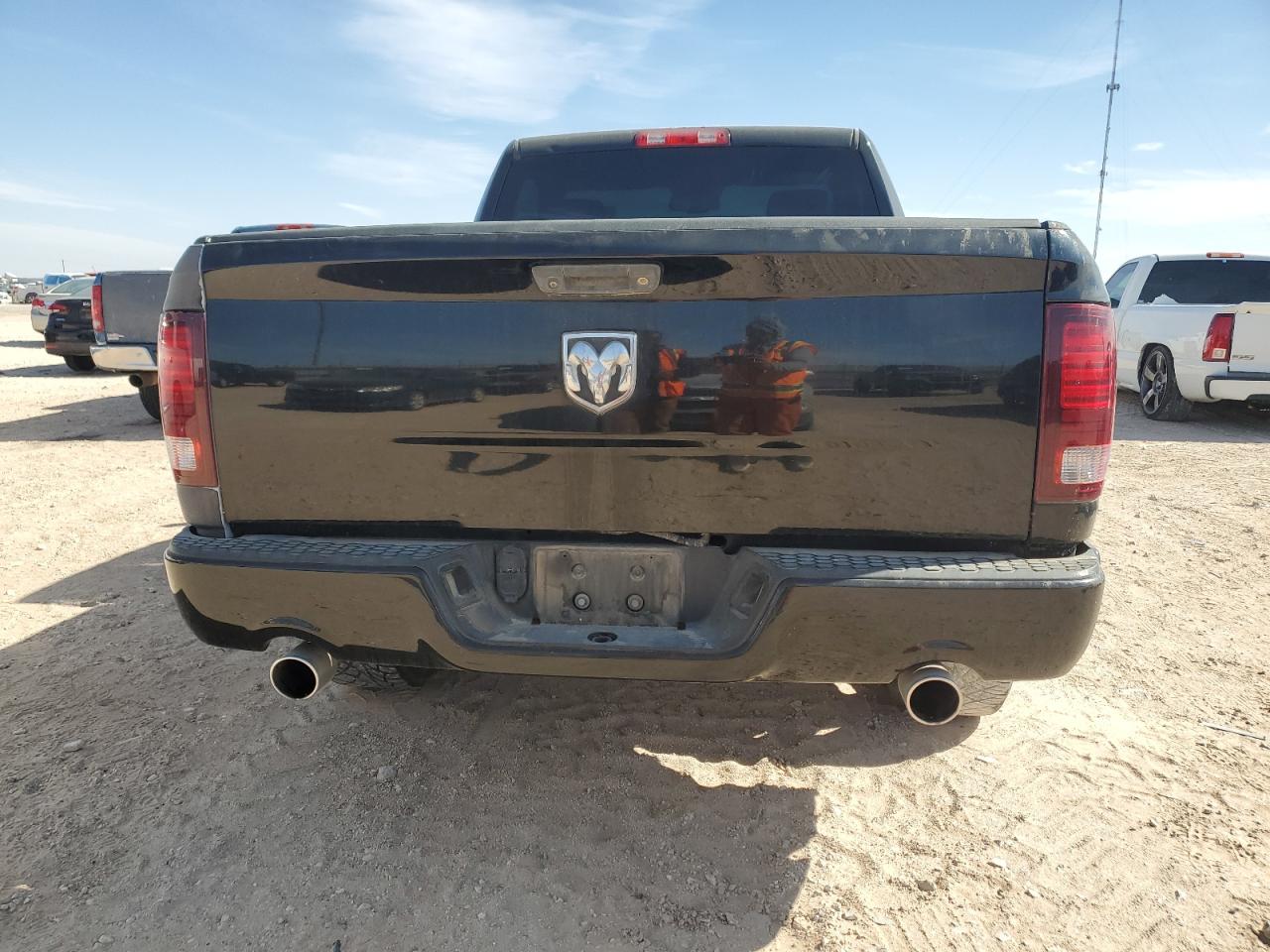 2013 RAM 1500 VIN 3C6JR6CT2DG512371 Copart auction photo, minor dent/scratches / normal wear damage thumbnail 6