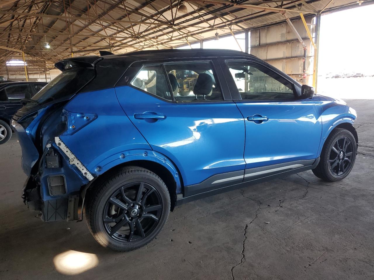 2021 Nissan Kicks VIN 3N1CP5DV6ML564906 Copart auction photo, rear end / front end damage thumbnail 3