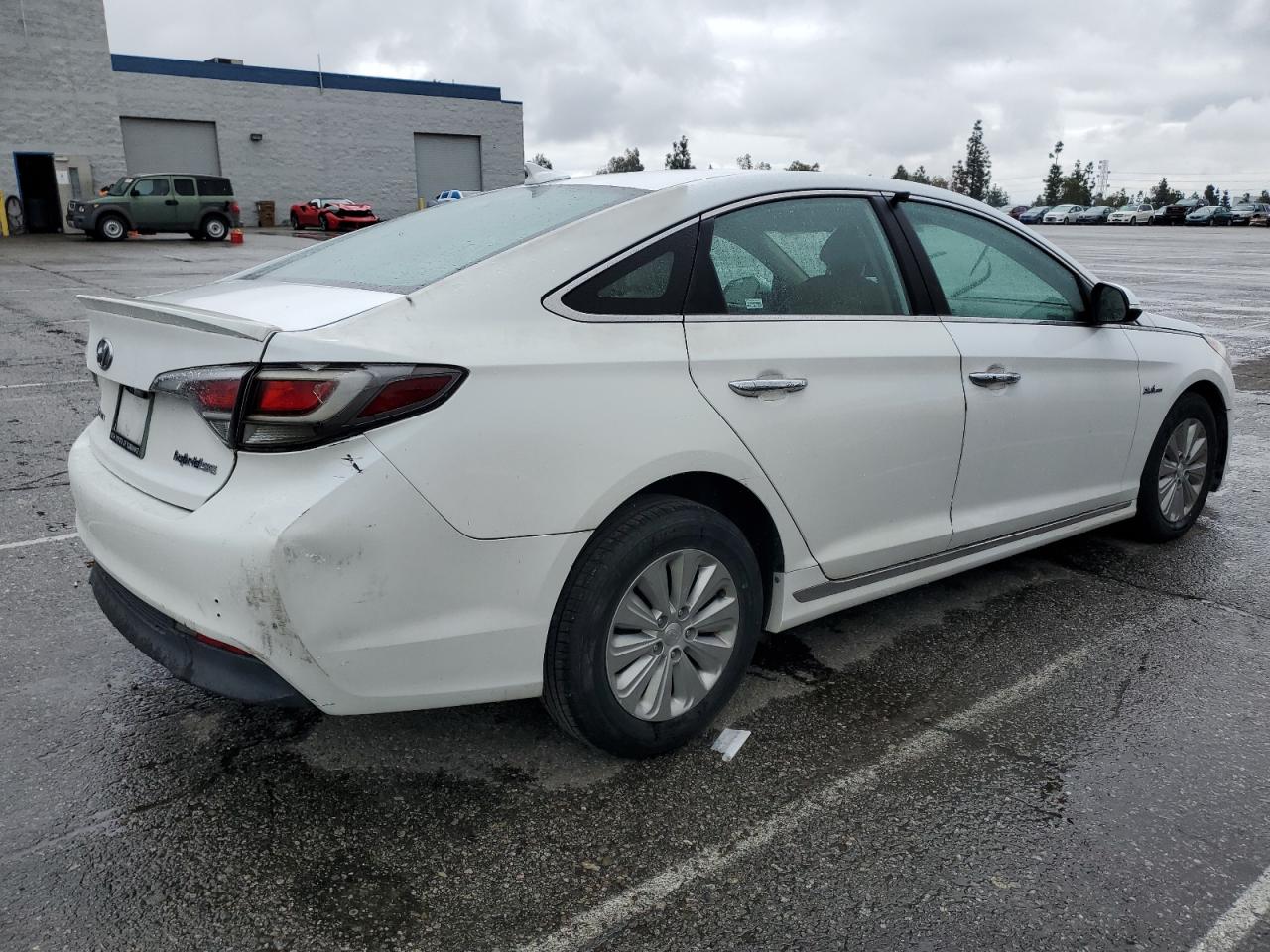 2016 Hyundai Sonata VIN KMHE24L13GA012252 Copart auction photo, front end damage thumbnail 3