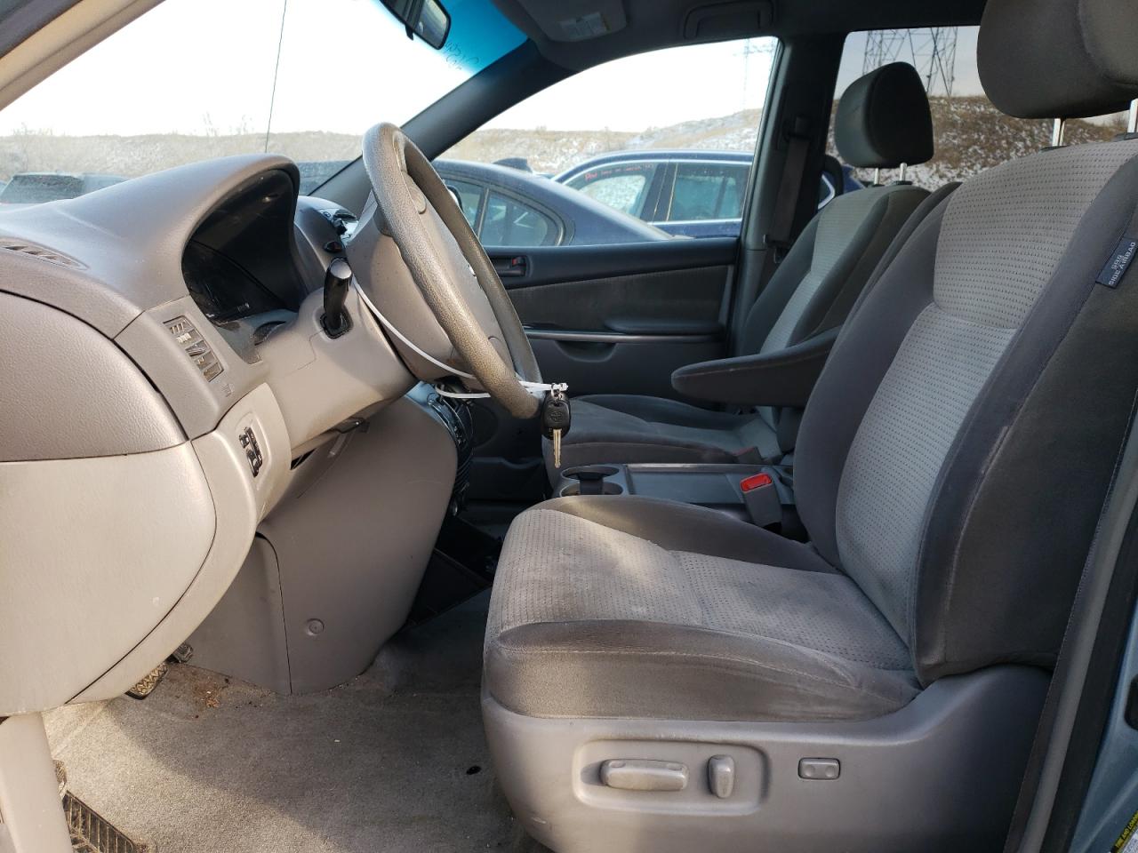 2008 Toyota Sienna VIN 5TDZK23C68S116671 Copart auction photo, side / minor dent/scratches damage thumbnail 7