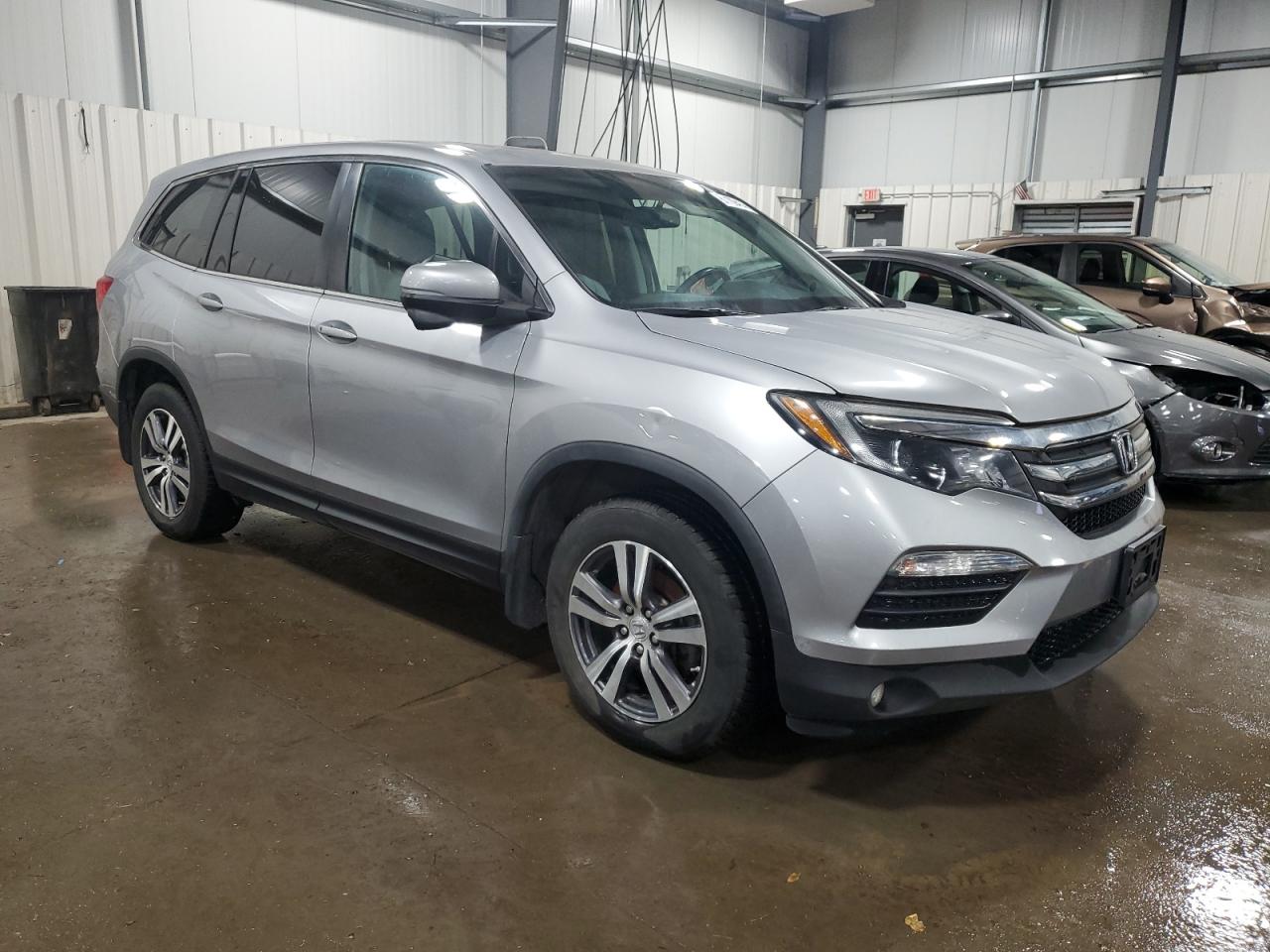 2018 Honda Pilot VIN 5FNYF6H80JB056599 Copart auction photo, vandalism / front end damage thumbnail 4