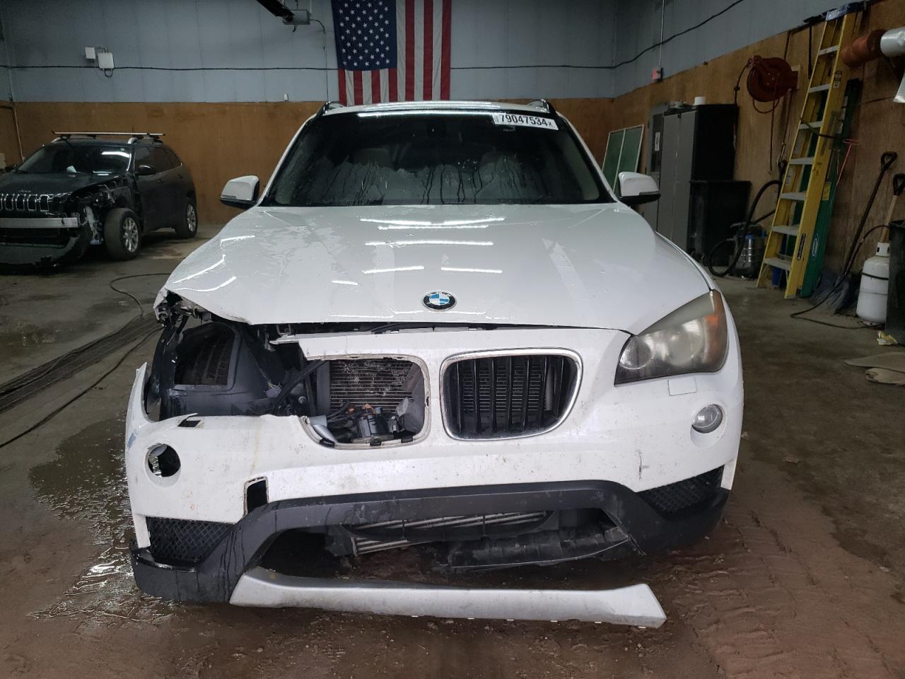 2014 BMW X1 VIN WBAVL1C58EVY19436 Copart auction photo, front end / rear end damage thumbnail 5