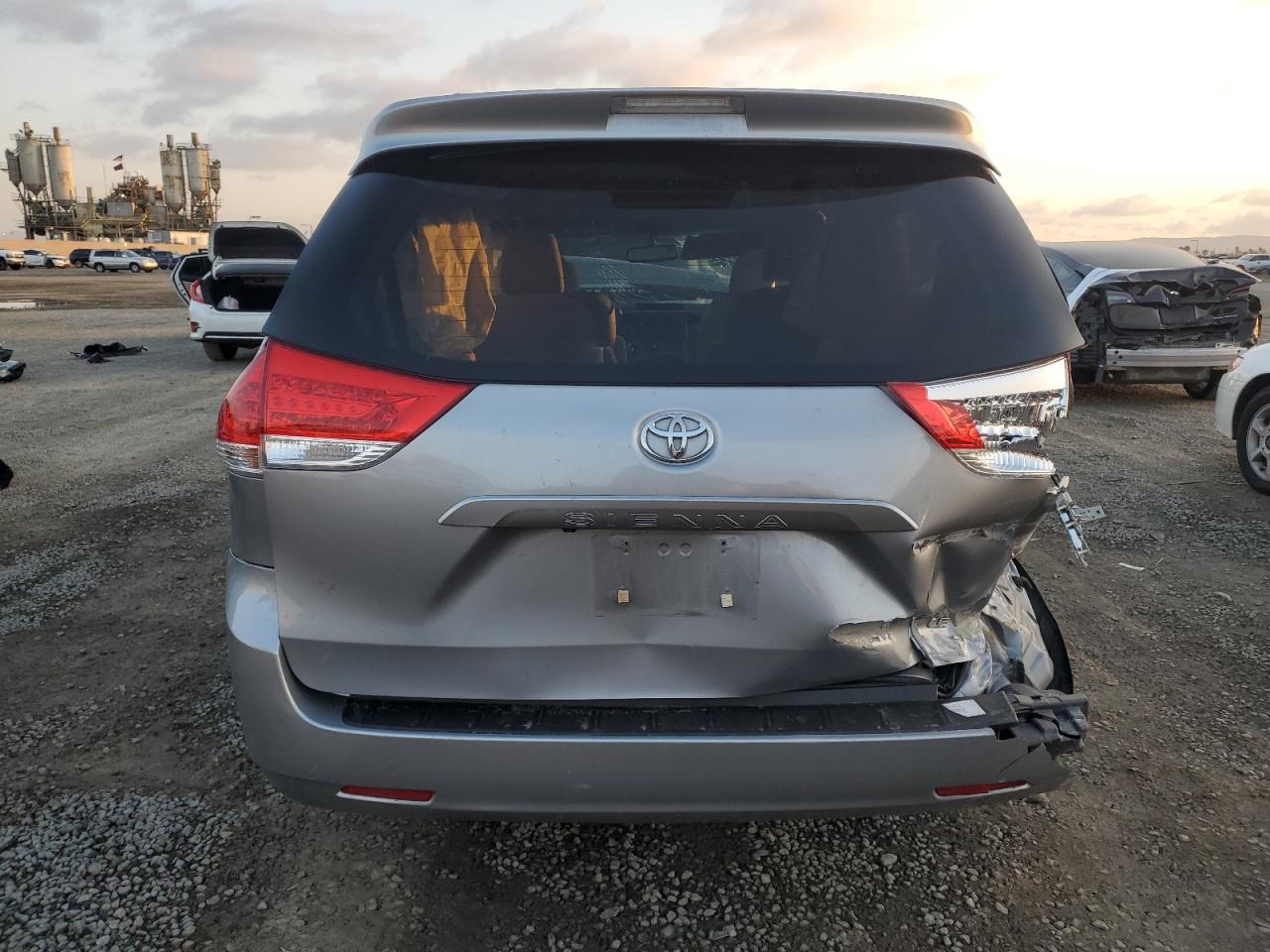 2013 Toyota Sienna VIN 5TDKK3DC6DS295164 Copart auction photo, all over damage thumbnail 6