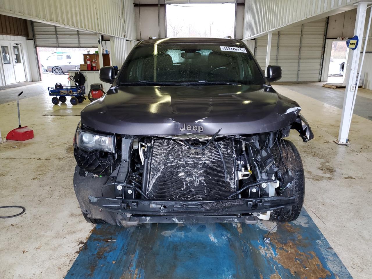 2017 Jeep Grand Cherokee VIN 1C4RJEAG8HC664344 Copart auction photo, front end damage thumbnail 5