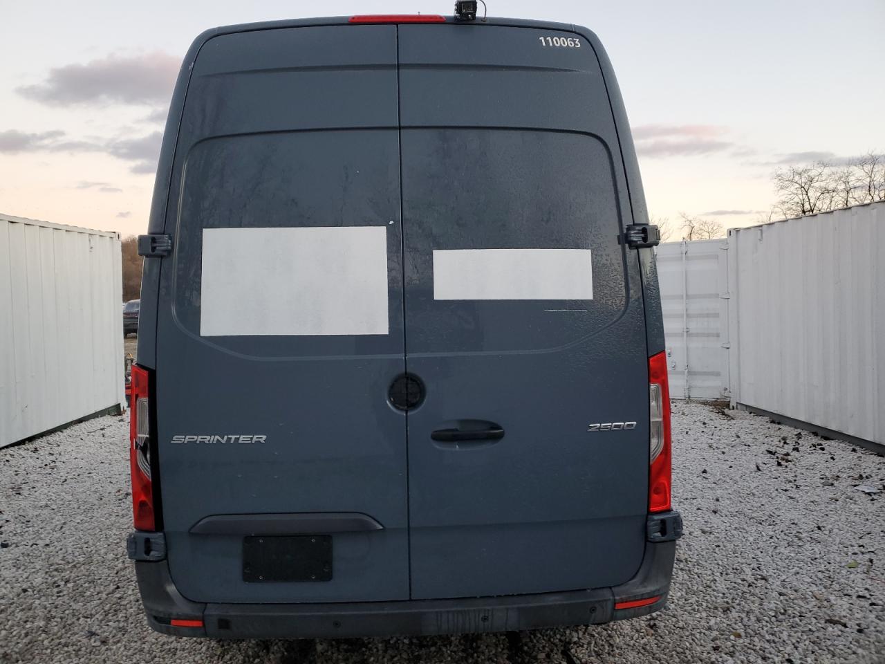 2019 Mercedes-Benz Sprinter VIN WD4PF0CD0KP042731 Copart auction photo, all over / minor dent/scratches damage thumbnail 6