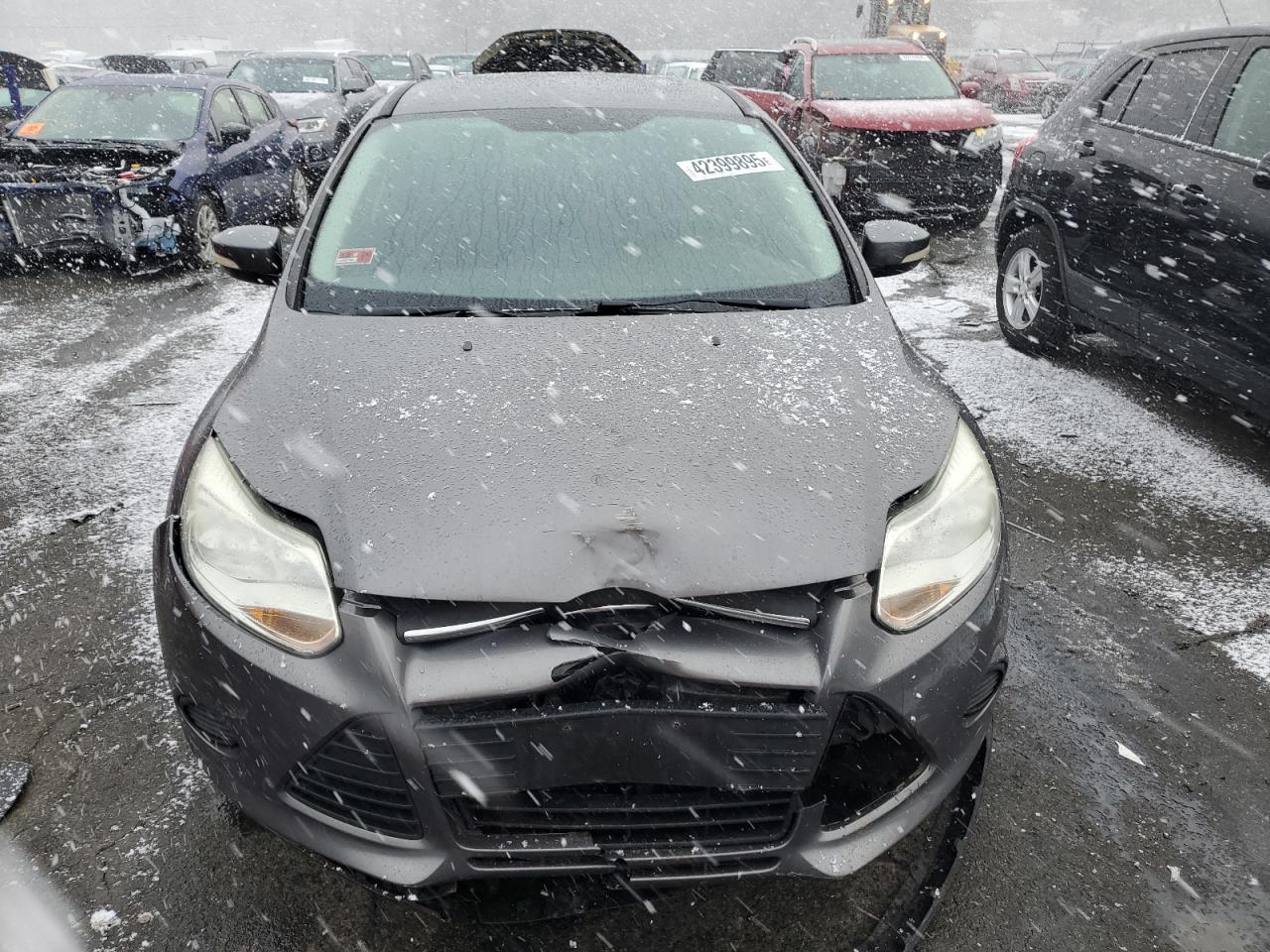 2013 Ford Focus VIN 1FADP3K21DL309855 Copart auction photo, front end damage thumbnail 5