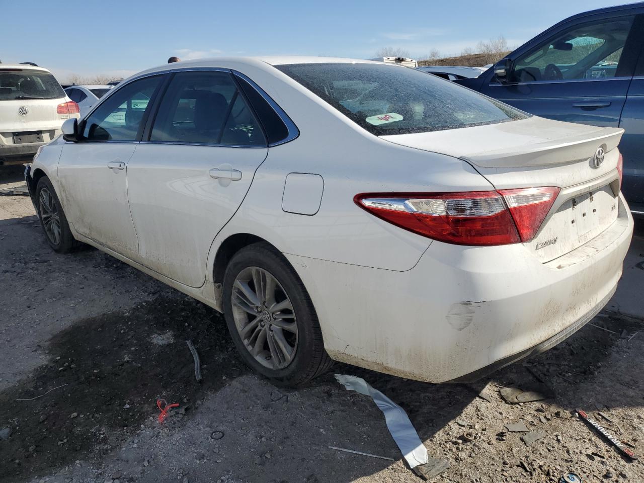 2016 Toyota Camry VIN 4T1BF1FK6GU527920 Copart auction photo, front end / hail damage thumbnail 2
