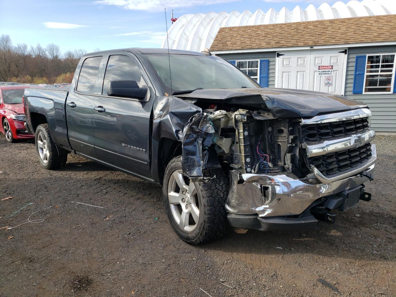 2017 Chevrolet Silverado VIN 1GCVKREC3HZ284769 Copart auction photo, front end / minor dent/scratches damage thumbnail 4