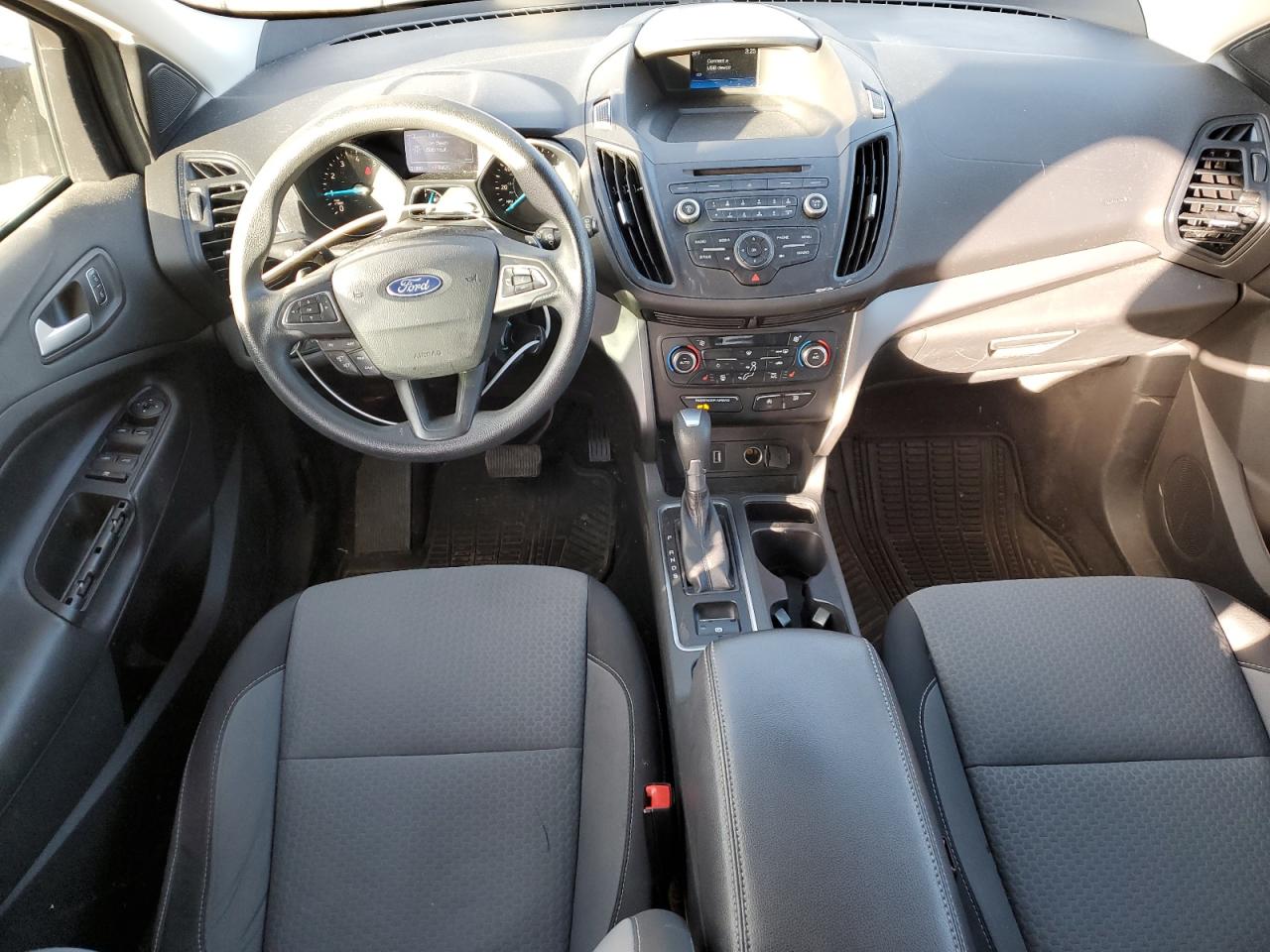2017 Ford Escape VIN 1FMCU9GD2HUE73493 Copart auction photo, front end damage thumbnail 8