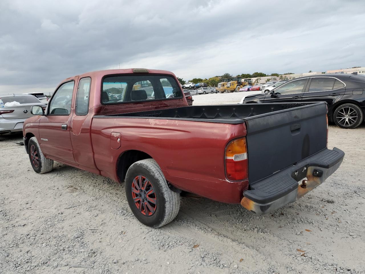 1995 Toyota Tacoma VIN 4TAUN53B1SZ002010 Copart auction photo, side / minor dent/scratches damage thumbnail 2