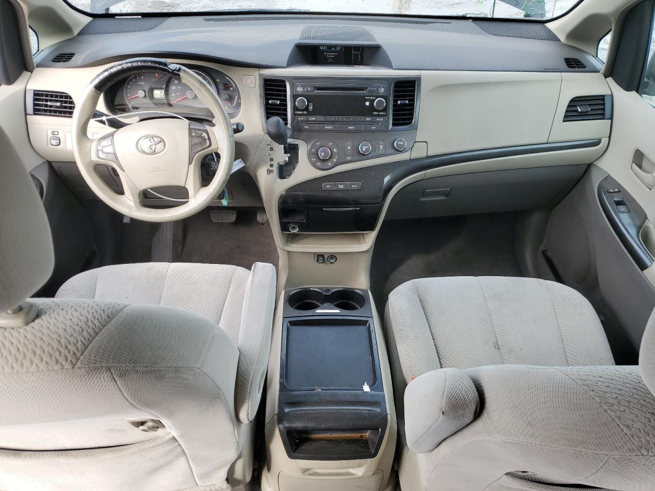 2011 Toyota Sienna VIN 5TDKK3DC9BS090564 Copart auction photo, side / rear end damage thumbnail 8