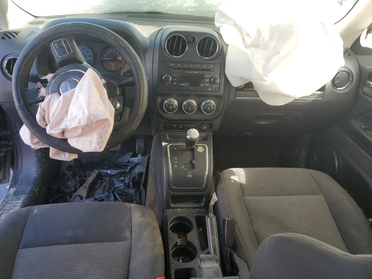 2016 Jeep Liberty (Patriot) VIN 1C4NJRBB5GD730799 Copart auction photo, front end / side damage thumbnail 8