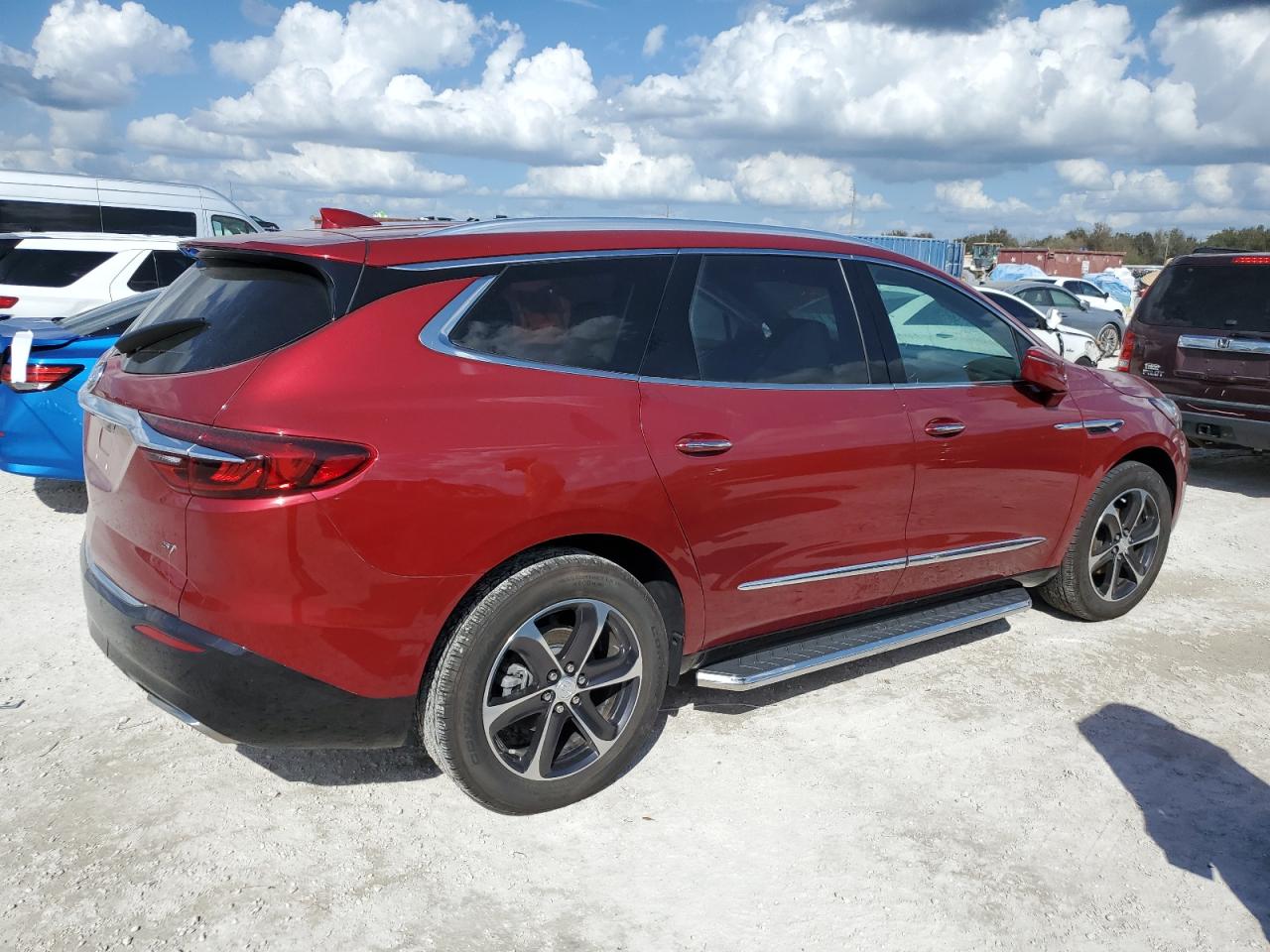 2020 Buick Enclave VIN 5GAERBKW7LJ298975 Copart auction photo, water/flood / minor dent/scratches damage thumbnail 3